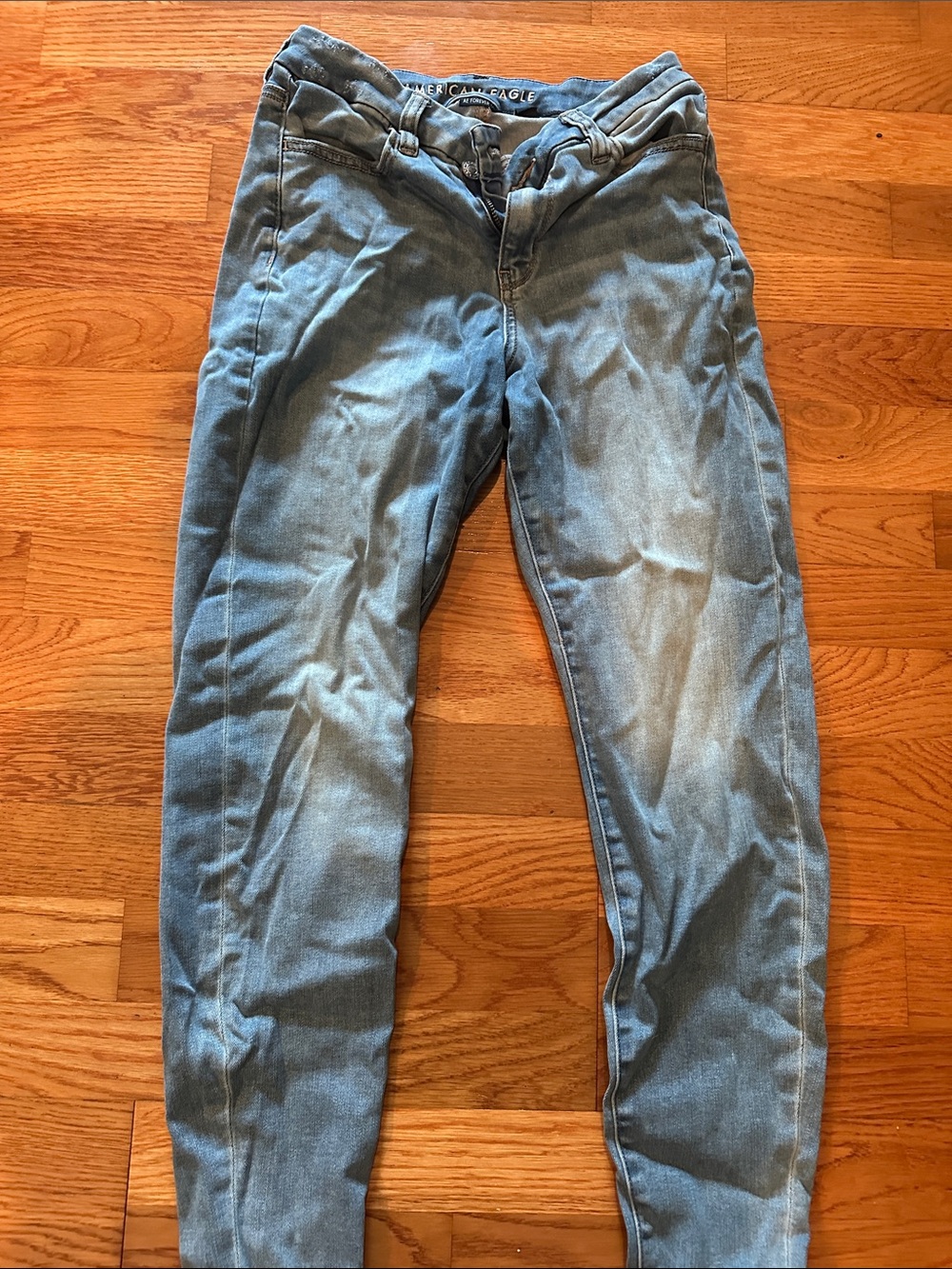 American Eagle Outfitters Light Wash Blue Skinny Jeans